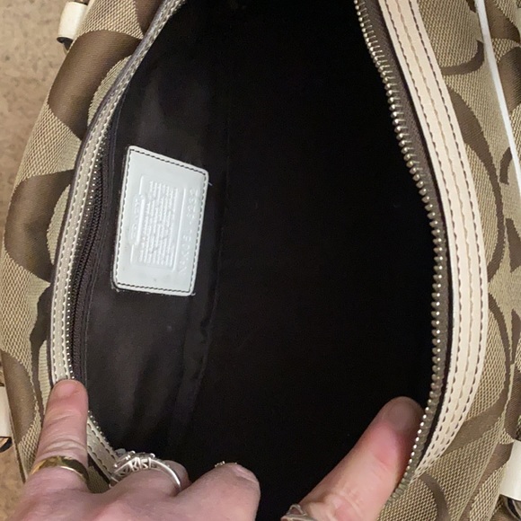 Coach Satchel - Picture 10 of 11